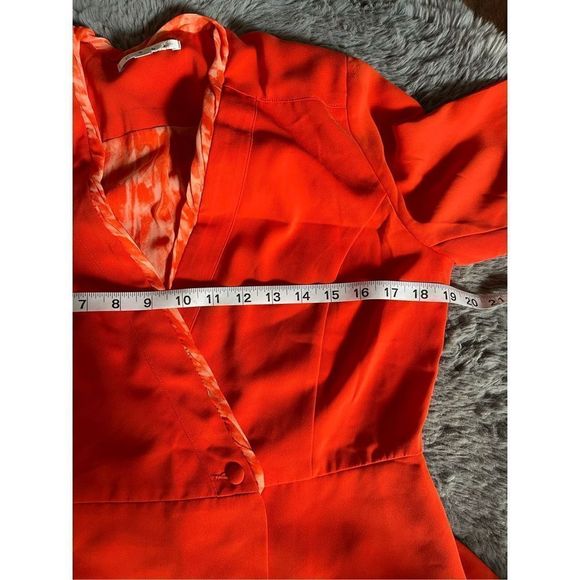 Cabi red wrap‎ front blazer size 6 - Picture 3 of 5
